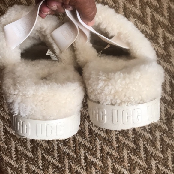 UGG’s - Picture 4 of 6
